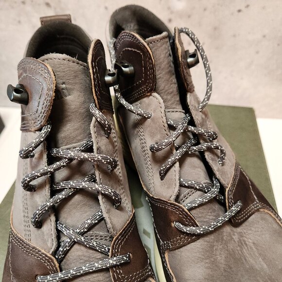 Timberland FlyRoam Boot Sneakers Mens 8.5 Brown Leather Chukka Lace-up Pre-owned - Picture 9 of 16